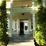 Sole Gjestegard Hotel